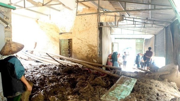 The damaged house of a family in Lai Chau (Photo: VNA)