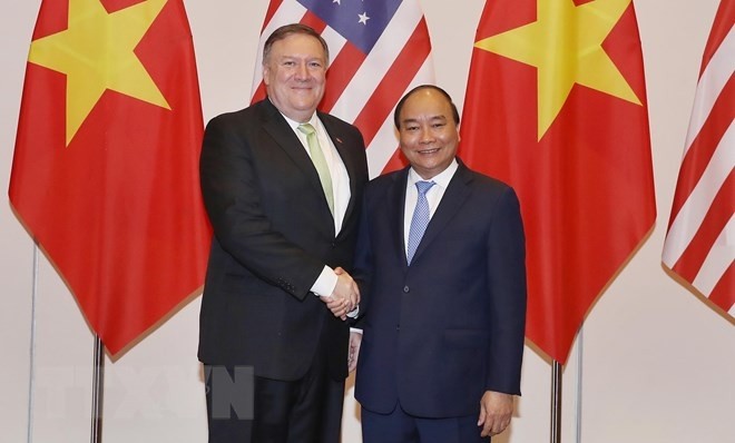 PM Nguyen Xuan Phuc receives US Secretary of State Mike Pompeo. (Photo: VNA)