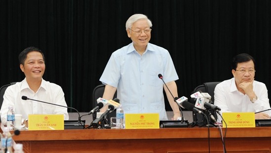 General Secretary Nguyen Phu Trong speaking at the Ministry of Industry and Trade (Image: MOIT)