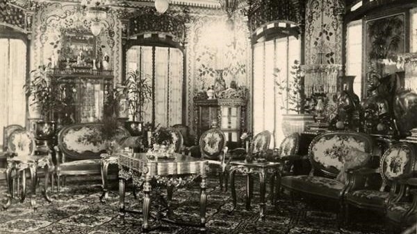 The hall where King Bao Dai met the Japanese ambassador in 1945. (Photo: aavh.org)