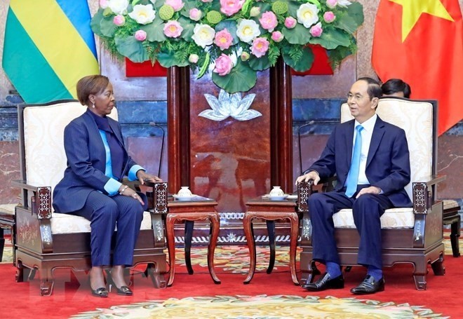 President Tran Dai Quang (R) and Minister of Foreign Affairs and Cooperation of Rwanda Louise Mushikiwabo (Source: VNA)