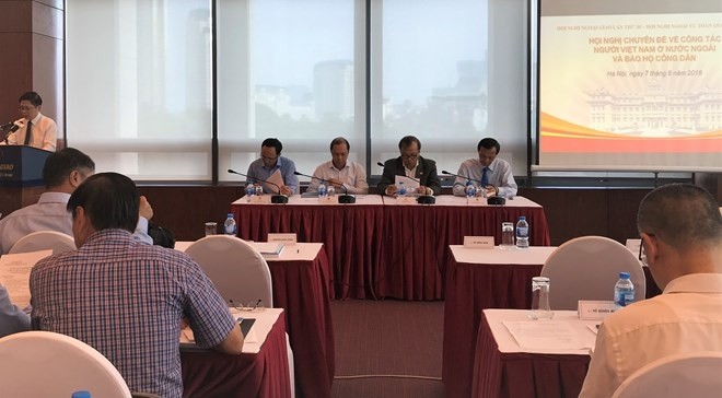 The conference in Hanoi on August 7 discussed measures to enhance the effectiveness of activities related to overseas Vietnamese and citizen protection (Phôt: dangcongsan.vn)