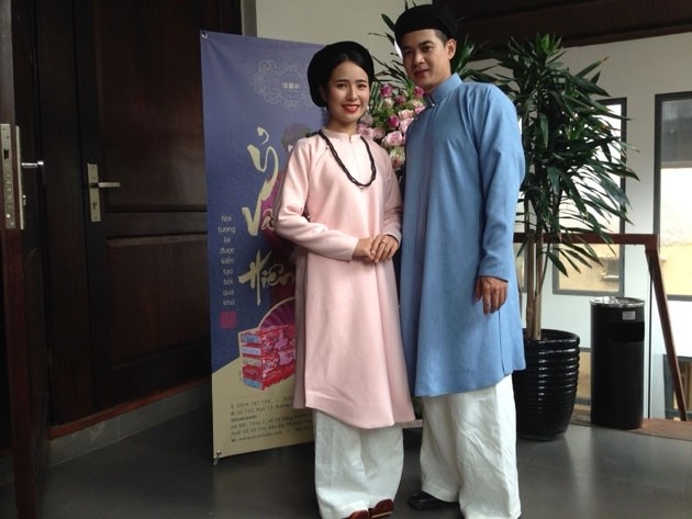 Several ancient Ao dai (traditional Vietnamese dress) samples were presented at the Hanoi Old Quarter Culture Exchange Centre.