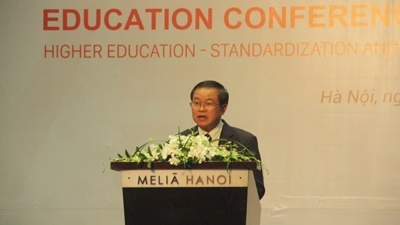 NA Vice Chairman Do Ba Ty speaks at the conference (Photo: qdnd.vn)