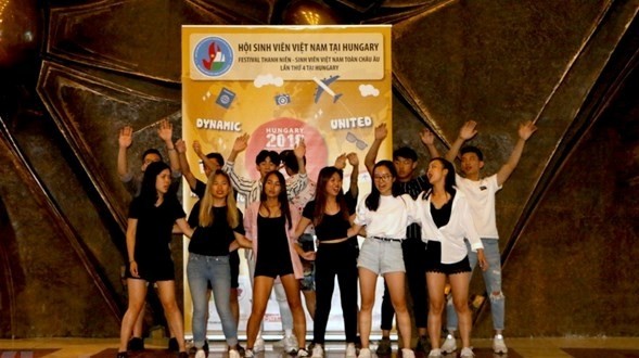 The fourth summer camp of Vietnamese youth in Europe (Duna Camp) wrapped up on August 19. (Photo: VNA)