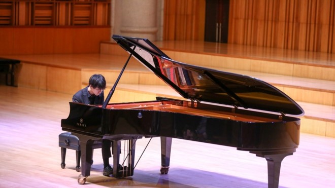 A performance at the closing ceremony of the Hanoi International Piano Festival on August 17 (Photo: toquoc.vn)