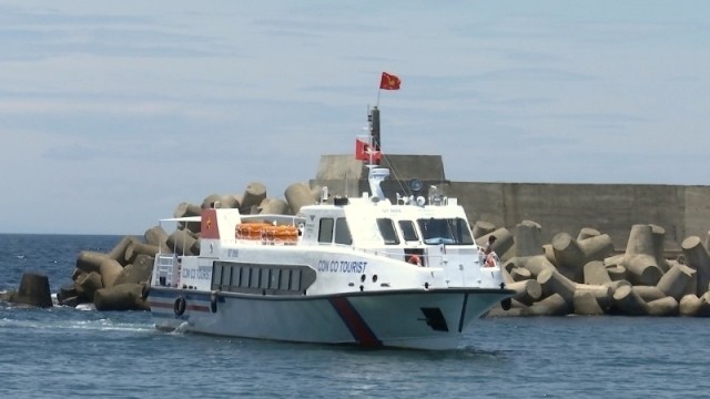 The Con Co high-speed boat took its maiden voyage on August 31. (Photo: NDO)