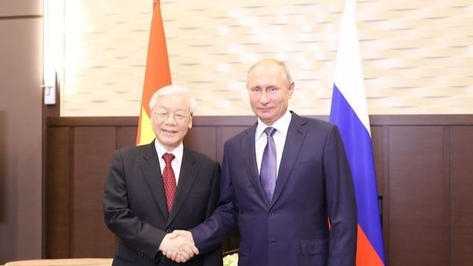 Party General Secretary Nguyen Phu Trong and Russian President Vladimir Putin.