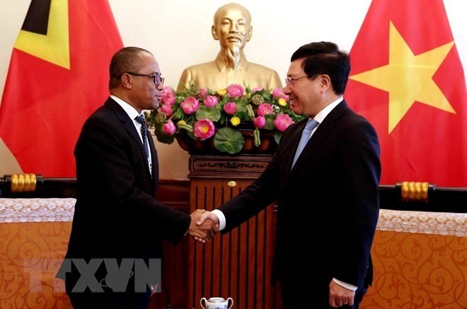 Deputy Prime Minister and Foreign Minister Pham Binh Minh (right) on September 12 meets with Timor-Leste’s Minister of Foreign Affairs and Cooperation Dionisio Babo Soares. (Photo: VNA)