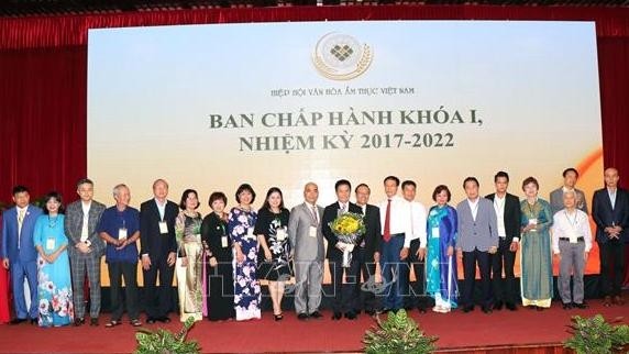 Members of the Vietnam Cuisine Culture Association'executive board at the ceremony  (Photo: VNA)