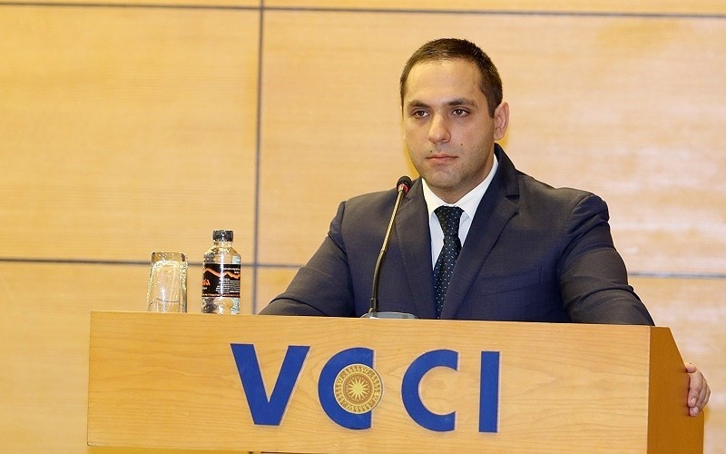 Bulgarian Minister of Economy, Emil Karanikolov, speaks at the Vietnam-Bulgaria Business Forum in Hanoi on September 18. (Photo: VOV)
