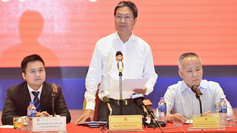 Vice Chairman of the Government Office, Nguyen Cao Luc speaking at the working session (photo: VGP)