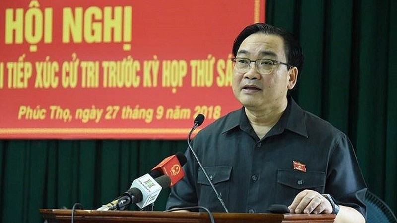 Secretary of Hanoi Party Committee Hoang Trung Hai speaking at the meeting (Photo: ANTĐ)