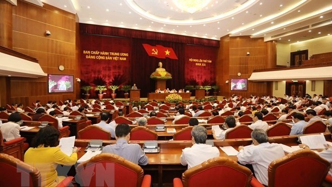 The Party Central Committee discussed the regulations on Party cadres and members’ responsibility for setting example on October 5 (Photo: VNA