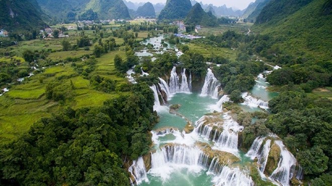 A view of Ban Gioc Waterfall, which is part of Non Nuoc Cao Bang Global Geopark (Photo: VNA)
