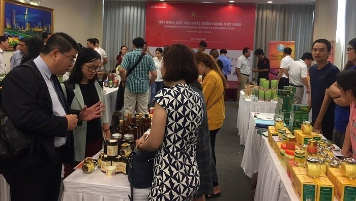 Vietnamese products showcased at the event (Photo: laodong.vn)