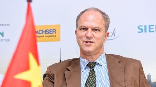 German Ambassador to Vietnam Christian Berger at a press conference on October 30.(Photo: Vnexpress)