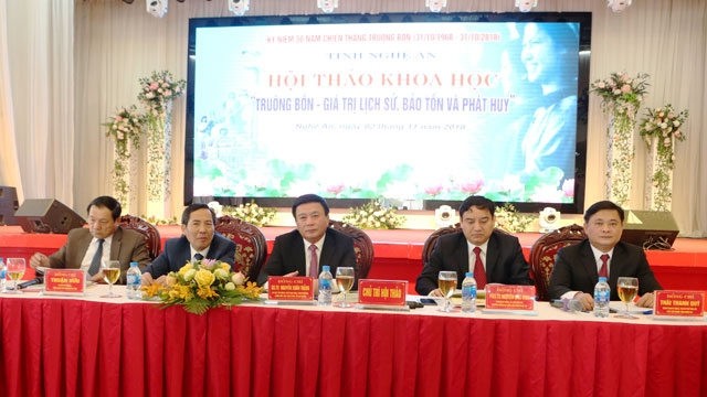 Delegates chair the seminar (photo: Nhan Dan)