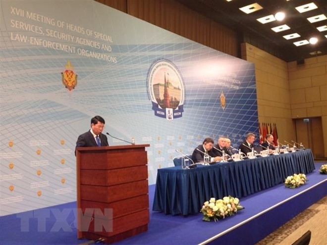 Deputy Minister of Public Security Bui Van Nam speaks at the 17th meeting of heads of special services, security and law enforcement agencies. (Photo: VNA)