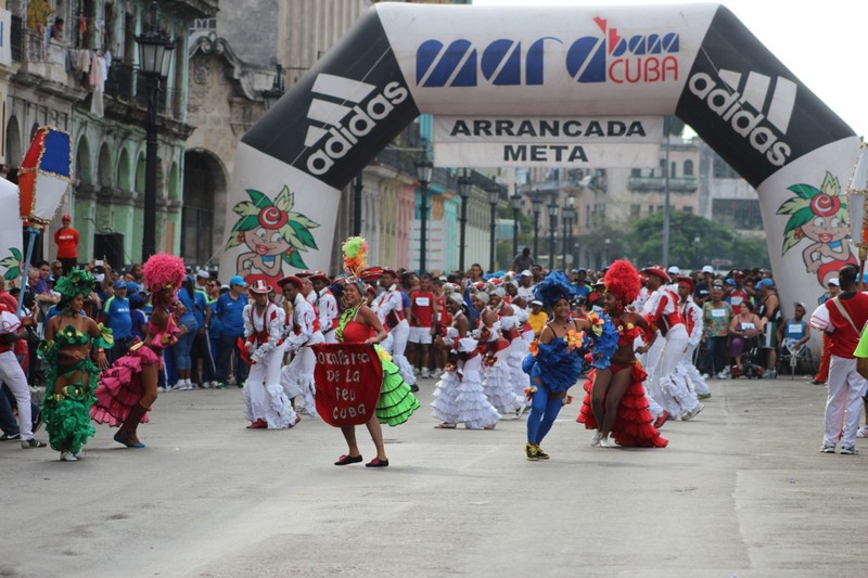 Performers at a past Marabana Havana Marathon, which features a half- and full-marathon race. (File photo: InsightCuba)