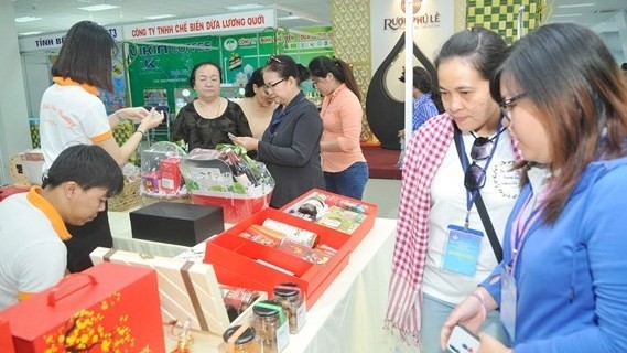 Visitors at the conference on supply-demand connection between HCM City and provinces. (Photo: sggp.org.vn)