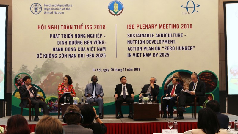 At the International Support Group (ISG) Plenary Meeting 2018 in Hanoi (Photo: un.org.vn)