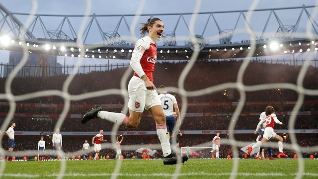 Arsenal's Hector Bellerin celebrates their fourth goal against Tottenham Hotspur at Emirates Stadium, London, Britain, on December 2, 2018. (Photo: Action Images via Reuters)