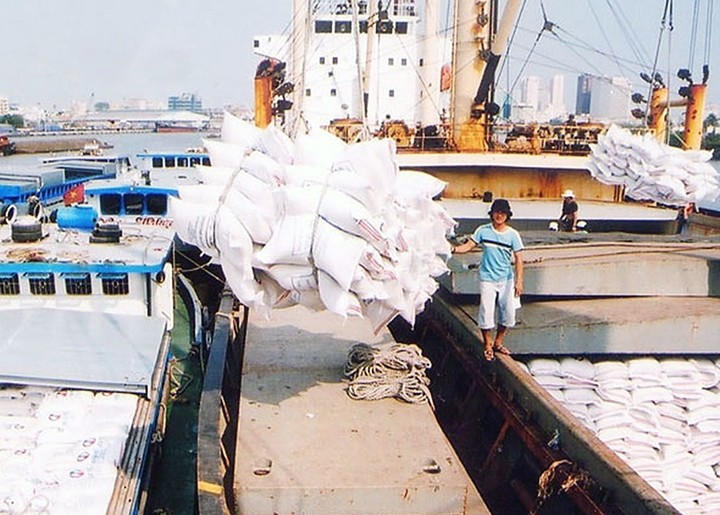 Vietnam's rice export volume is likely to reach around 6.15 million tonnes in 2018.