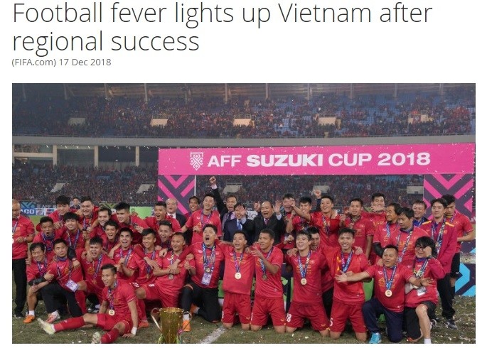 FIFA includes the image of Vietnam’s 2018 AFF Cup trophy celebration in its article.