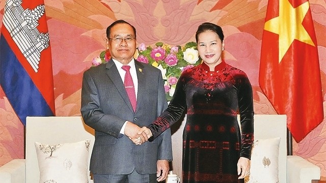 National Assembly Chairwoman Nguyen Thi Kim Ngan and Cambodian Senate Vice President Tep Ngorn. (Photo: VNA)