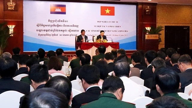 The tenth conference on Cooperation and Development of Vietnam-Cambodia border provinces was held in Ho Chi Minh City on January 10. (Photo: nld.com.vn)