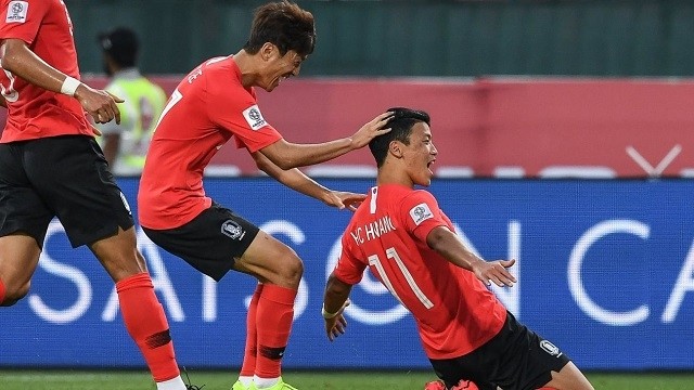Hwang Hee-chan reacts after scoring Korea Republic's opening goal against Bahrain at the Rashid Stadium. (Photo: AFC)