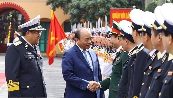 PM inspects combat readiness of Naval High Command (Photo: VNA)