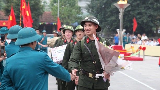Young people nationwide join army. (Photo: NDO/Ngoc Long)