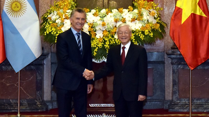 President of Argentina Mauricio Macri and Party General Secretary and President Nguyen Phu Trong at the ceremony. (Photo: NDO/Duy Linh)