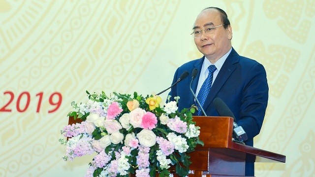 PM Nguyen Xuan Phuc urges for the wood and forestry export turnover to surpass US$11 billion for this year. (Photo: VGP)