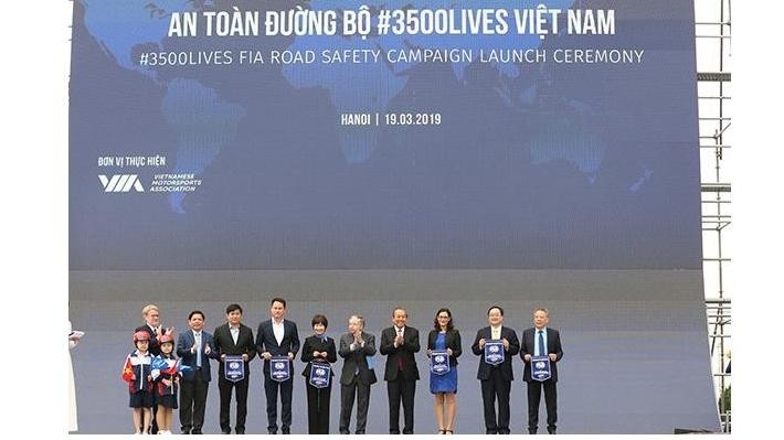 At the launch ceremony for the campaign (Photo: Vietnamnet)