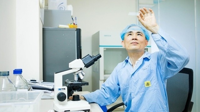 Dr. Nguyen Hoa Anh.