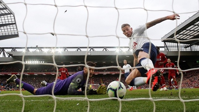 Tottenham's Toby Alderweireld scores an own goal and Liverpool's second - Premier League - Liverpool v Tottenham Hotspur - Anfield, Liverpool, Britain - March 31, 2019. (Photo: Reuters)