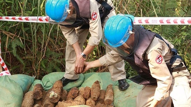 Post-war unexploded ordnances were discovered in the central province of Quang Tri. (Photo: VNA)