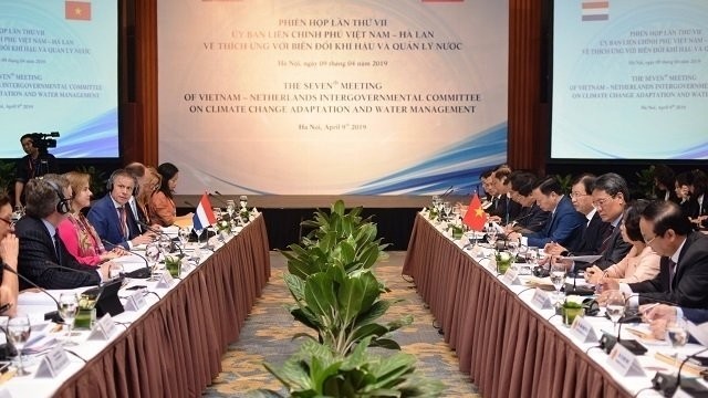 The seventh meeting of the Vietnam-Netherlands Intergovernmental Committee on Climate Change Adaptation and Water Management opened in Hanoi on April 9. (Photo: NDO/MINH DUY)