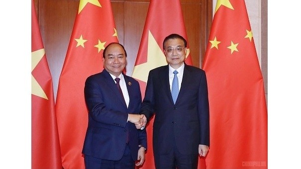 PM Nguyen Xuan Phuc (left) and Chinese Premier Li Keqiang. (Photo: VGP)