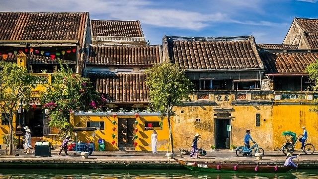 A corner of Hoi An ancient town.