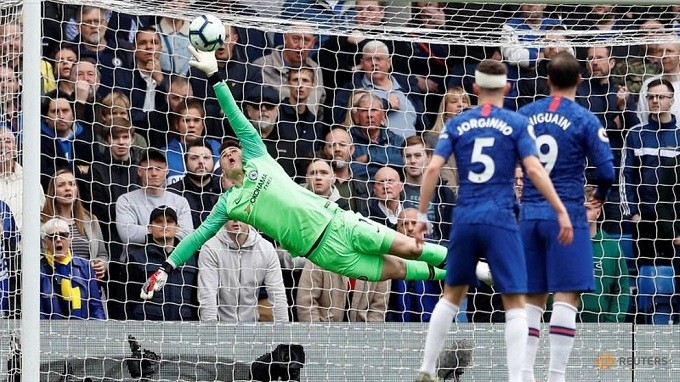 Premier League - Chelsea v Watford - Stamford Bridge, London, Britain - May 5, 2019 Chelsea's Kepa Arrizabalaga makes a save. (Reuters)