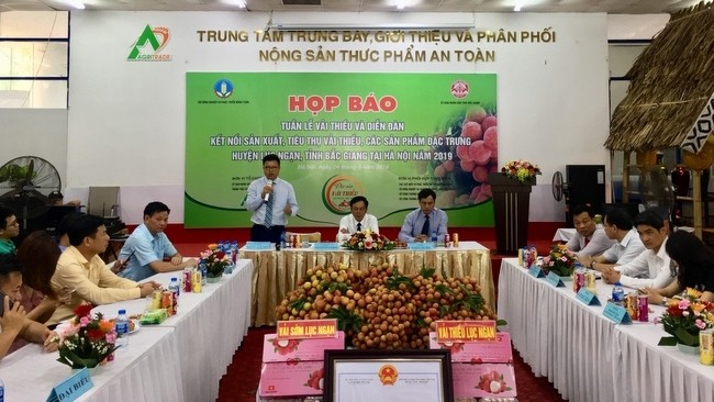 At the press conference for the Week (Photo: petrotimes.vn)
