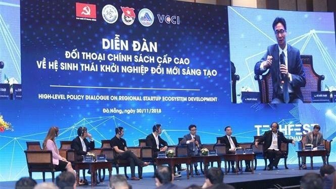 A high-level policy dialogue on startup ecosystem development. (Photo: VNA)