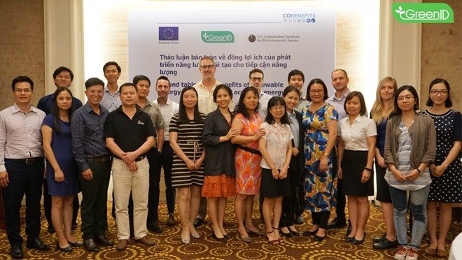 Participants of the roundtable dialogue (Photo: greenidvietnam.org.vn)
