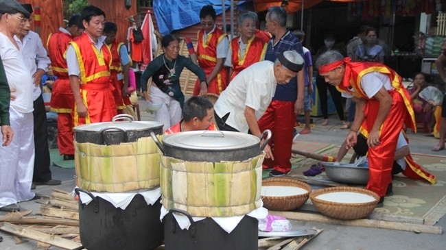 Thanh Hoa people joyfully celebrate traditional cake making festival (Photo: baothanhhoa.vn)
