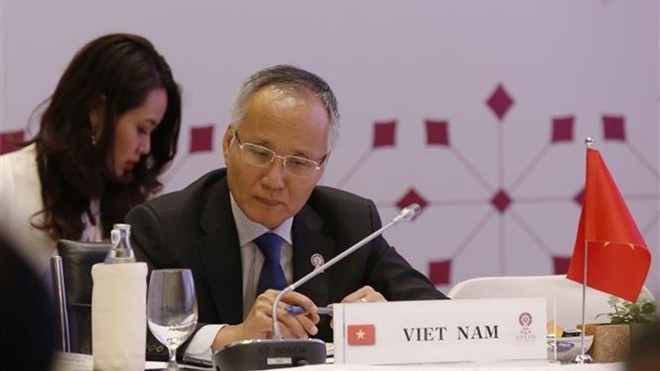 Deputy Minister of Industry and Trade Tran Quoc Khanh at the meeting (Photo: VNA)