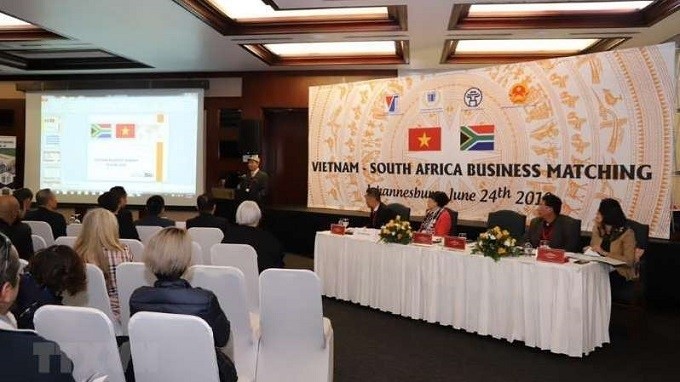 The seminar, themed “Vietnam-South Africa Business Matching”, in Johannesburg on June 24 attracts the participation of over 100 South African businesses. (Photo: VNA)